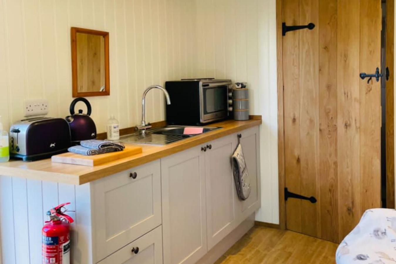 Shepherds Hut, West Ayton, Scarborough Bagian luar foto
